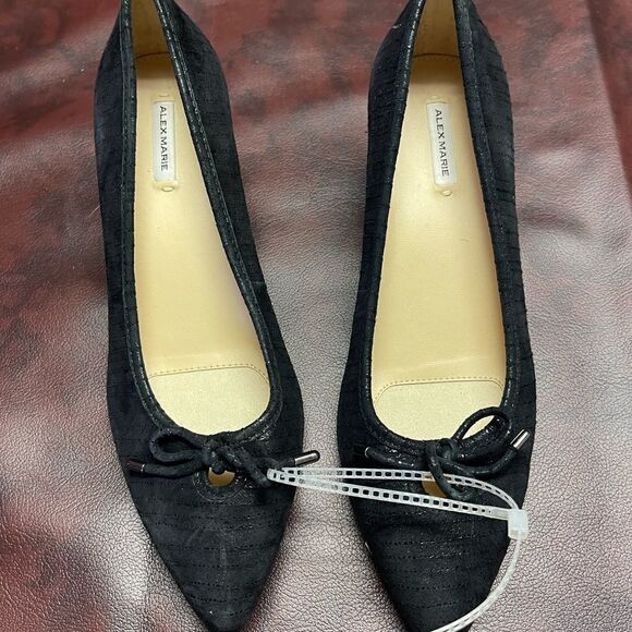 Alex Marie NWOT black suede kitten heel pumps heels, size 7 - Picture 2 of 10